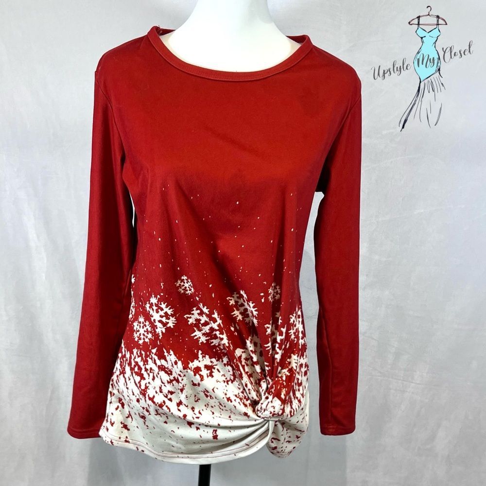 Rustic red and cream long sleeve snowflake print side twist knot top size medium